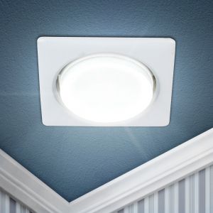 KL71 WH /1 (к) Светильник ЭРА под лампу Gx53 квадр.,220V, 13W,белый (40/960) KL71 WH /1 (к) Светильник ЭРА под лампу Gx53 квадр.,220V, 13W,белый (40/960)