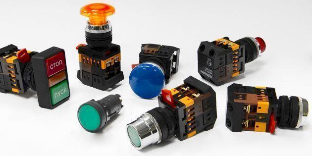 Кнопочный выключатель AEA-22         гриб   желтый    1з+1р