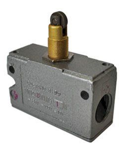Микропереключатель МП 1203 исп.2 пайка (продольный ролик) Микропереключатель МП 1203 исп.2 пайка (продольный ролик)